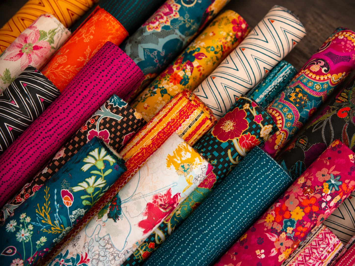 Colourful wholesale fabric rolls — Anurag Textiles Pilkhuwa